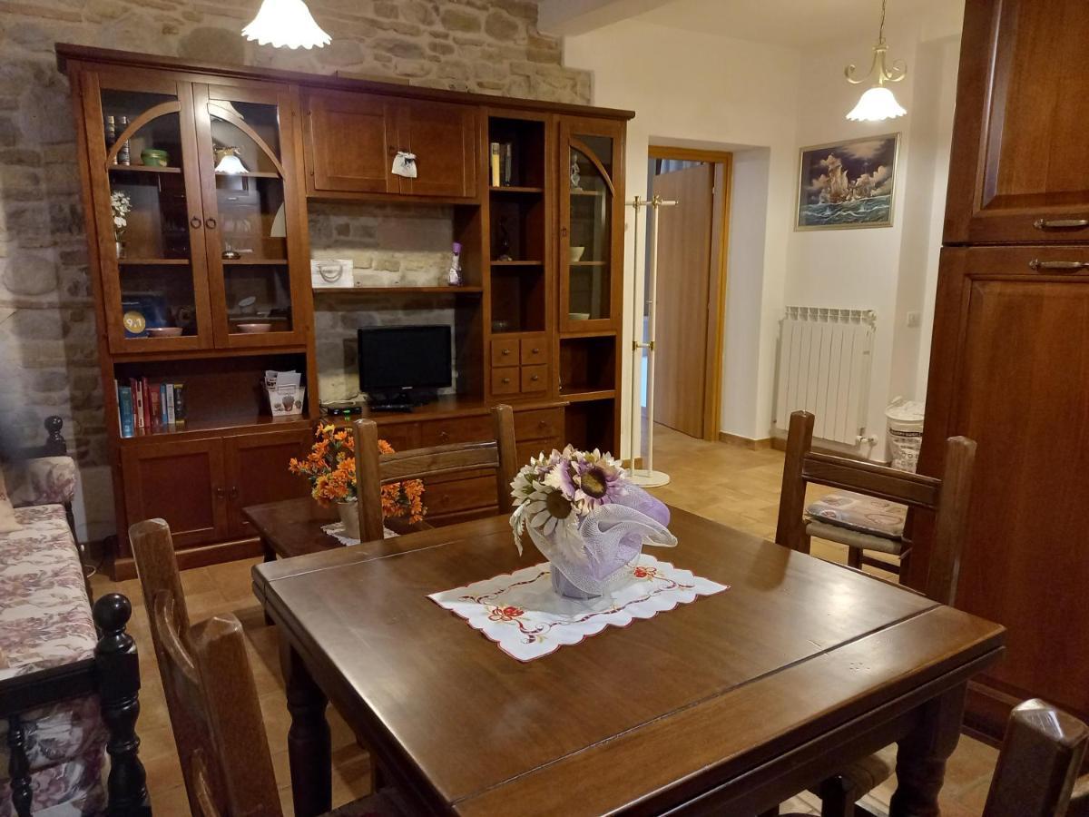 Dimora Il Castello Apartment Assisi Exterior photo
