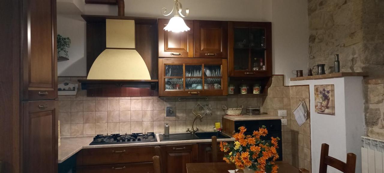 Dimora Il Castello Apartment Assisi Exterior photo