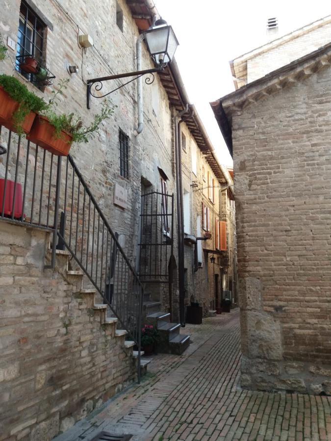 Dimora Il Castello Apartment Assisi Exterior photo